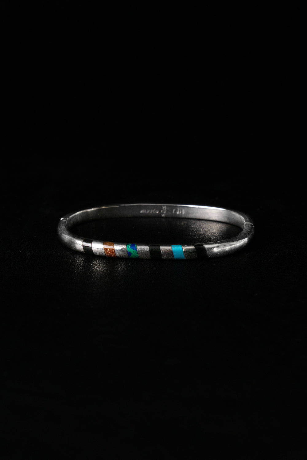 Color Block Inlay Bangle - Du & Berry