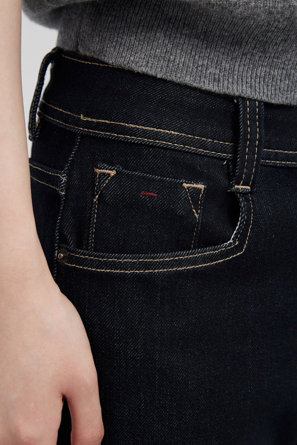 Contour Flare Jeans - Du & Berry