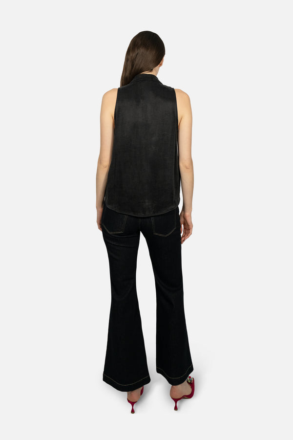 Du Contour Flare Jeans in Navy