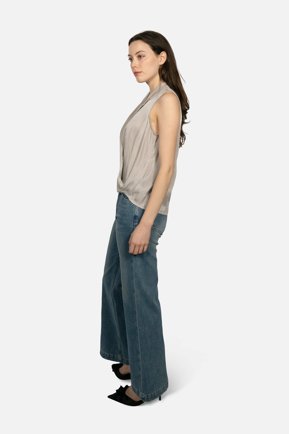 Contour Flare Jeans - Du & Berry