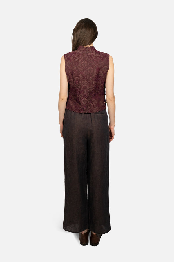 Jacquard Mulberry Silk Vest in Burgundy