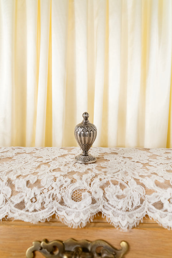 Metropolitan Museum of Art 1985 Silver Ornament