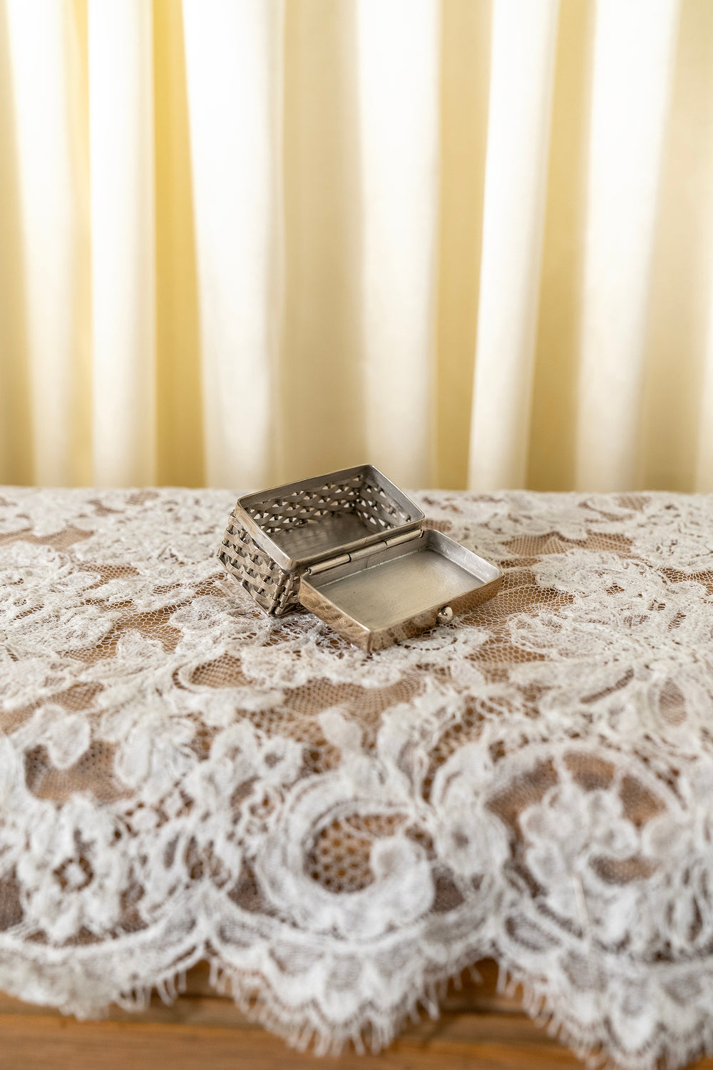 Vintage Handcrafted 925 Basket Weave Box