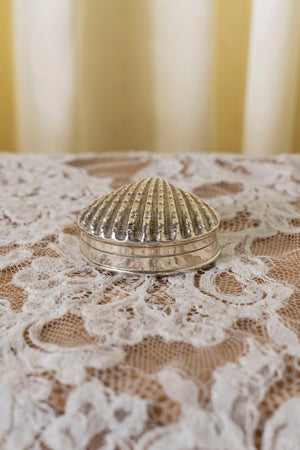 Vintage Shell Keepsake Box in Sterling Silver