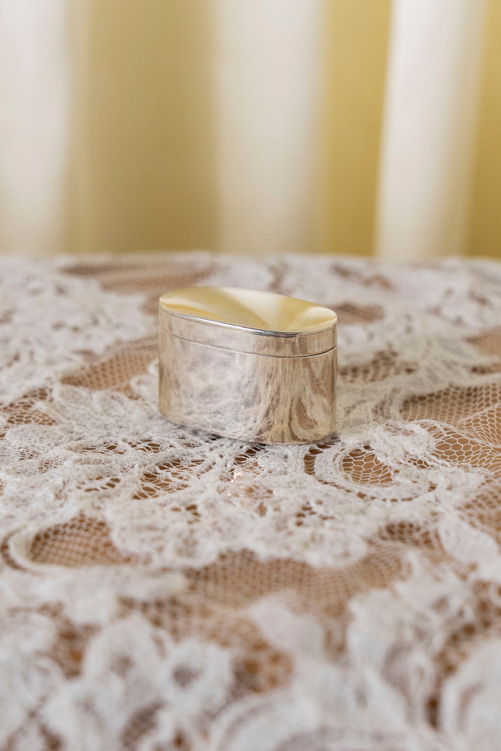 Vintage Mexico 925 Smooth Oval Keepsake Box