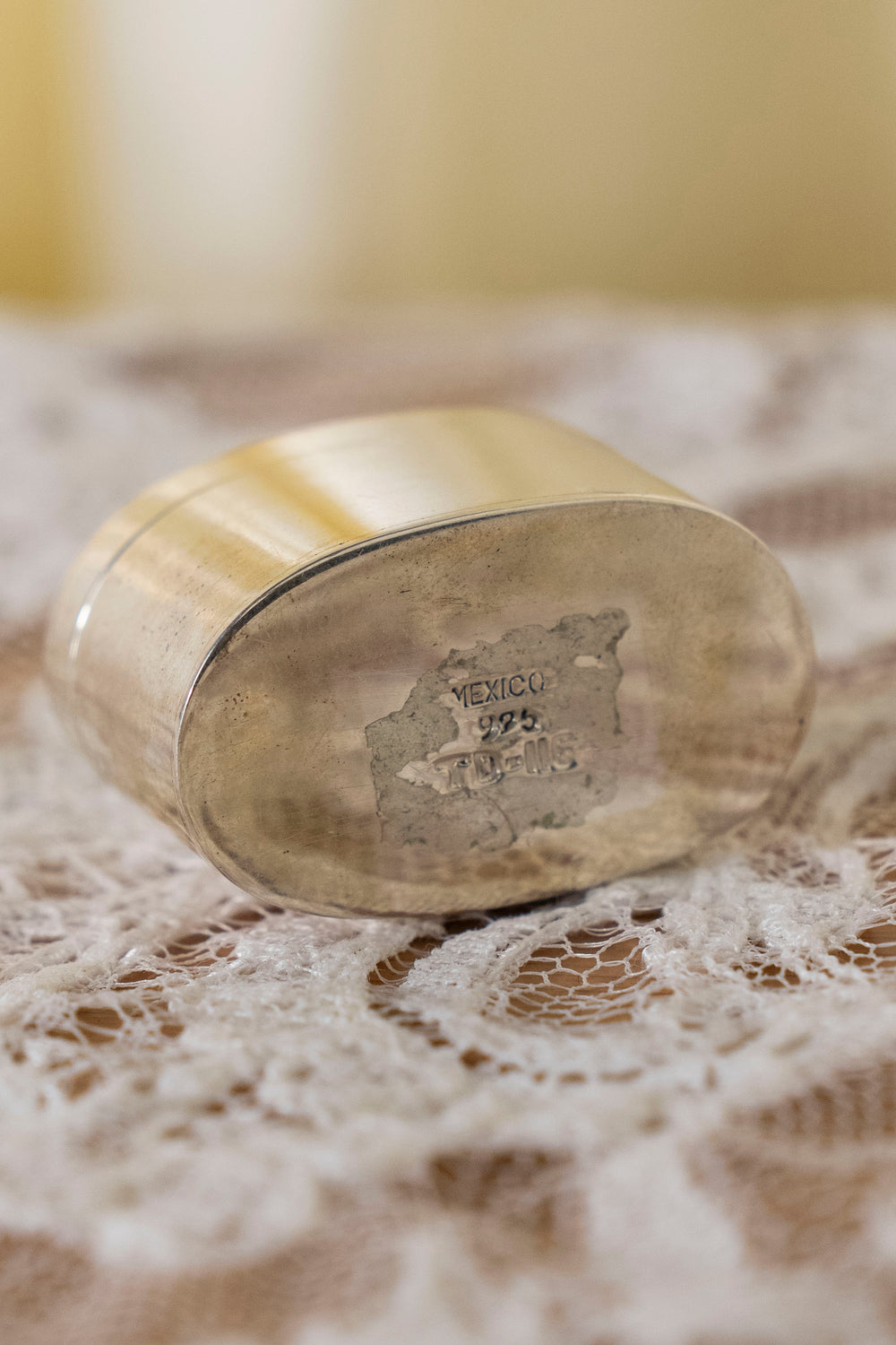 Vintage Mexico 925 Smooth Oval Keepsake Box