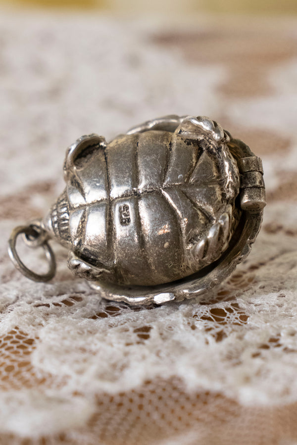 Vintage 925 Turtle Charm Box with Loop