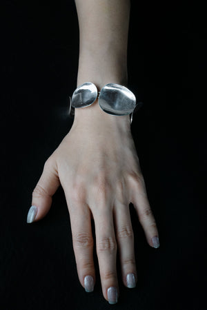 Pebble Silver Bracelet - Du & Berry