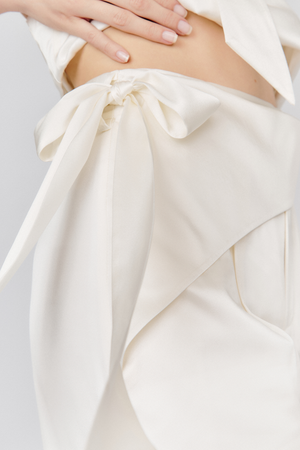 Phoenix Belted Silk Trousers - Du & Berry